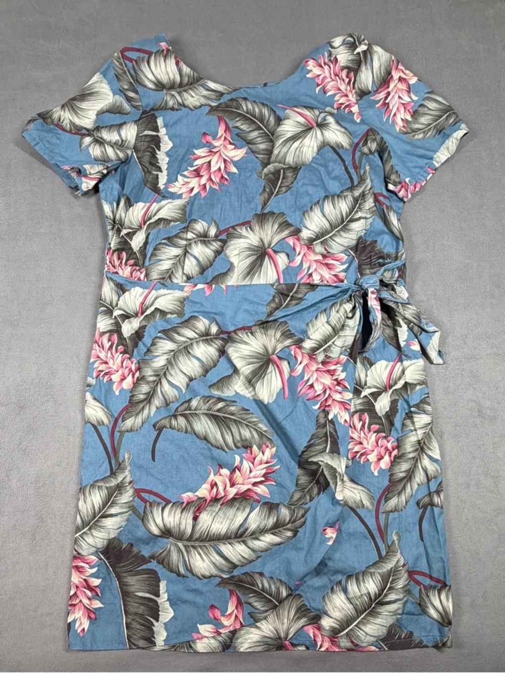 Hilo Hattie Blue Tropical Floral Dress